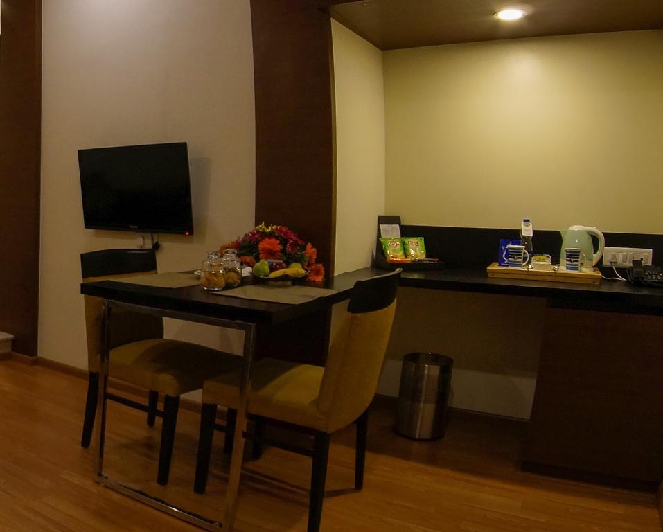 Fortune Park Galaxy - Member ITC Hotel Group, Vapi Exterior foto
