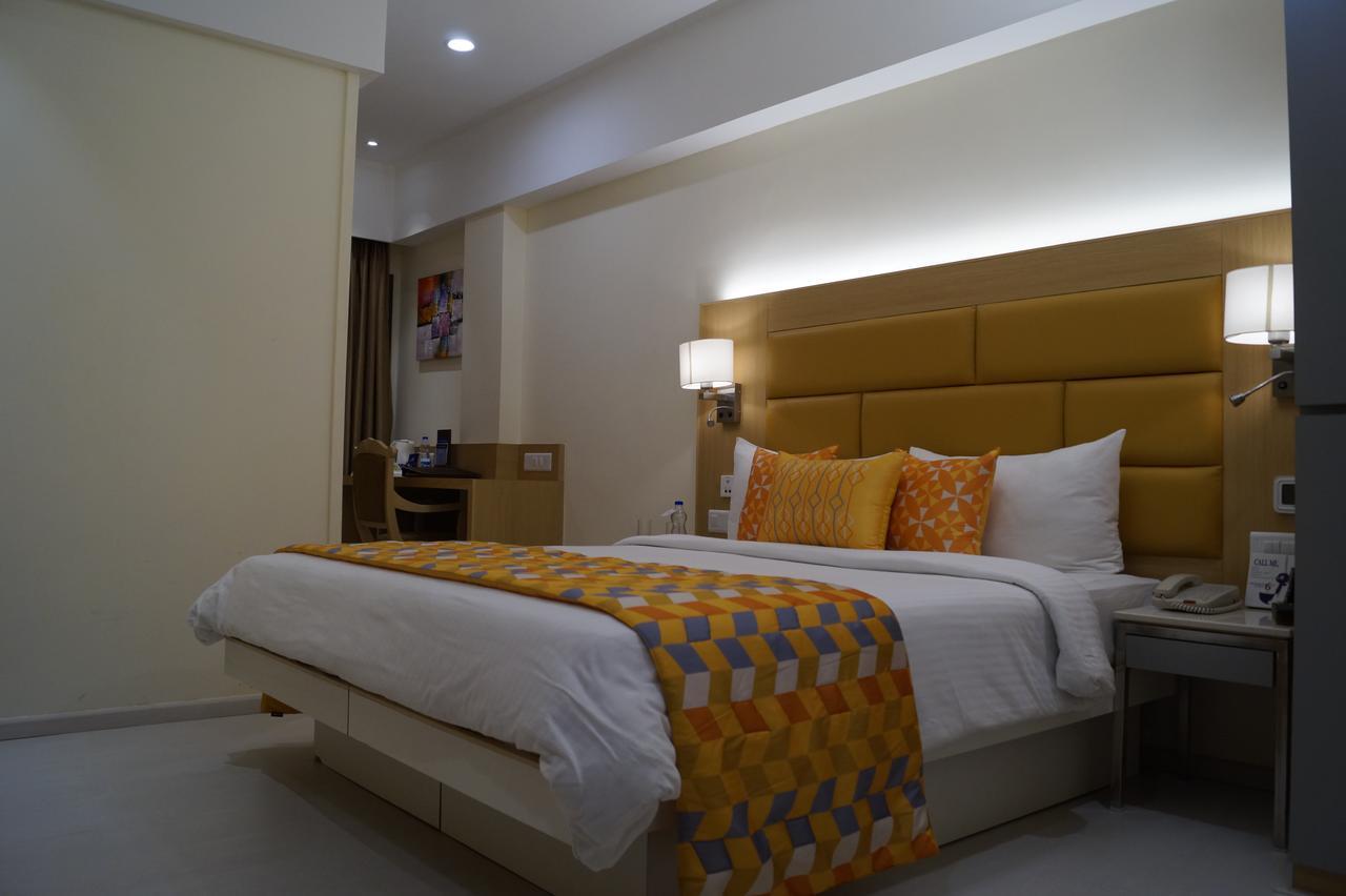 Fortune Park Galaxy - Member ITC Hotel Group, Vapi Exterior foto